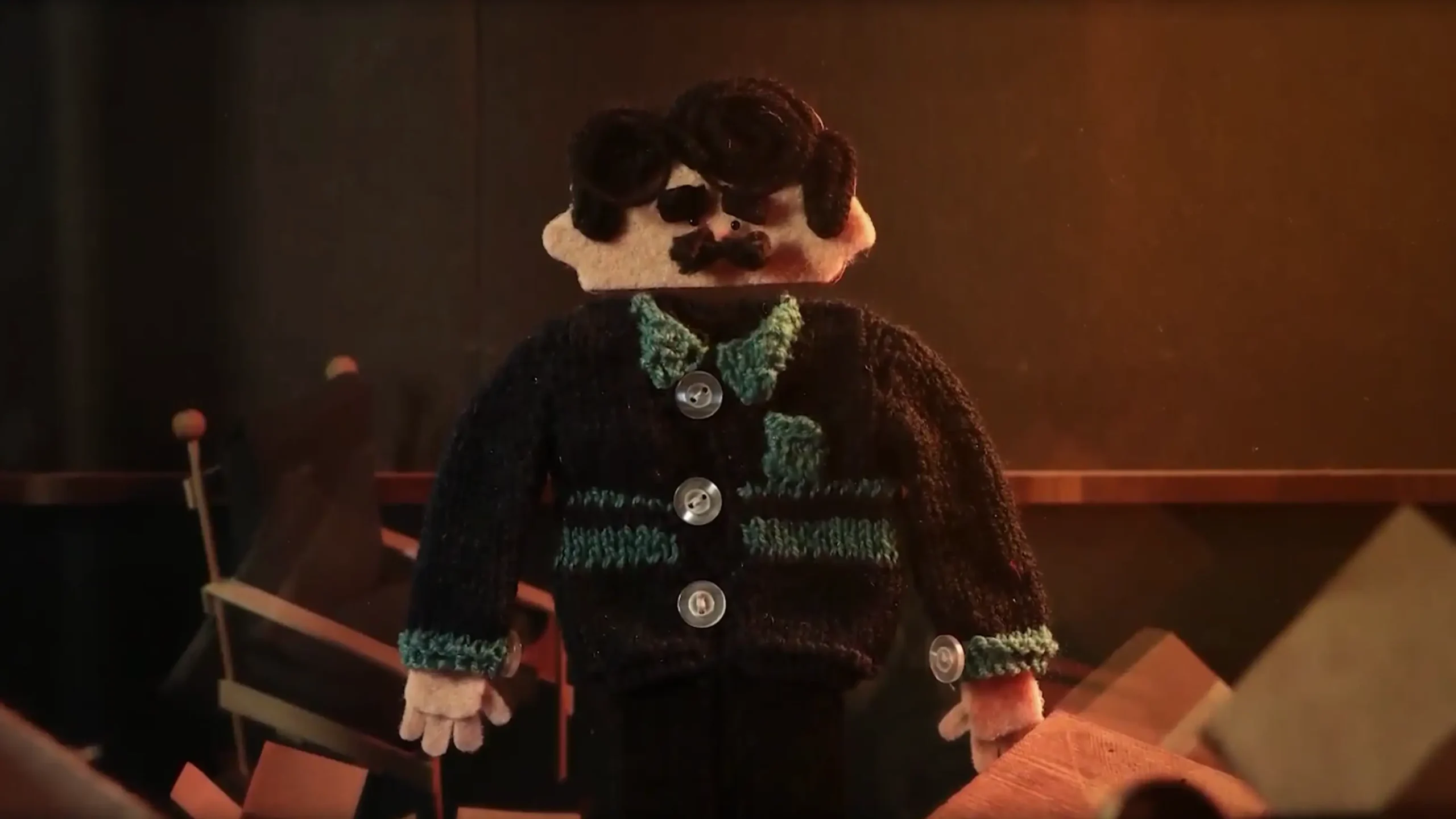 Bug animation analysis - scene with a felt puppet